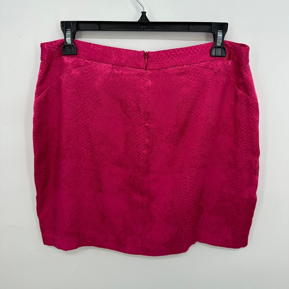 NBD NWT Revolve Terra Fuchsia Satin Snakeskin Mini Skirt // L - Picture 8 of 13